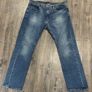 Levi’s 513 Slim Straight fit Jeans